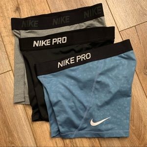 NIKE PRO SET OF 3